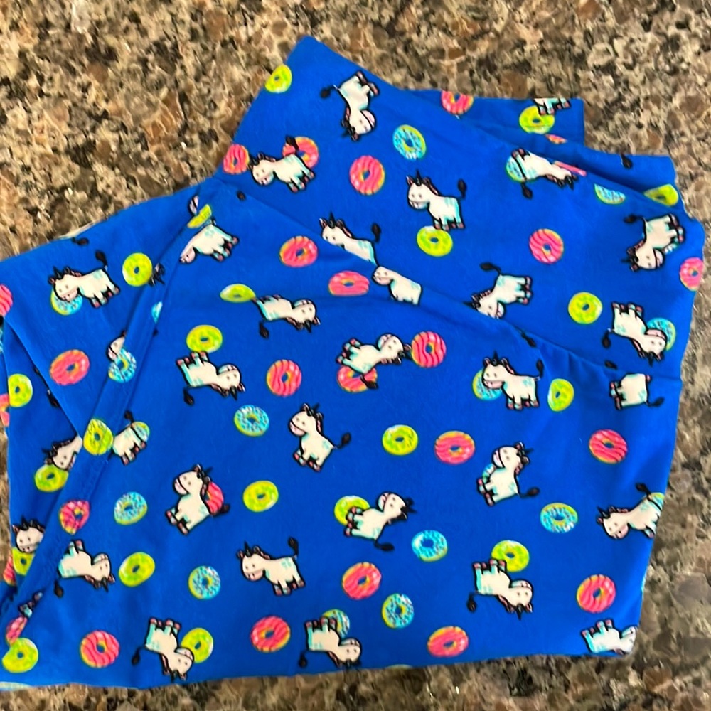 New without tags LuLaRoe unicorn and donut tall and curvy leggings